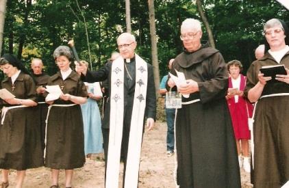 1996